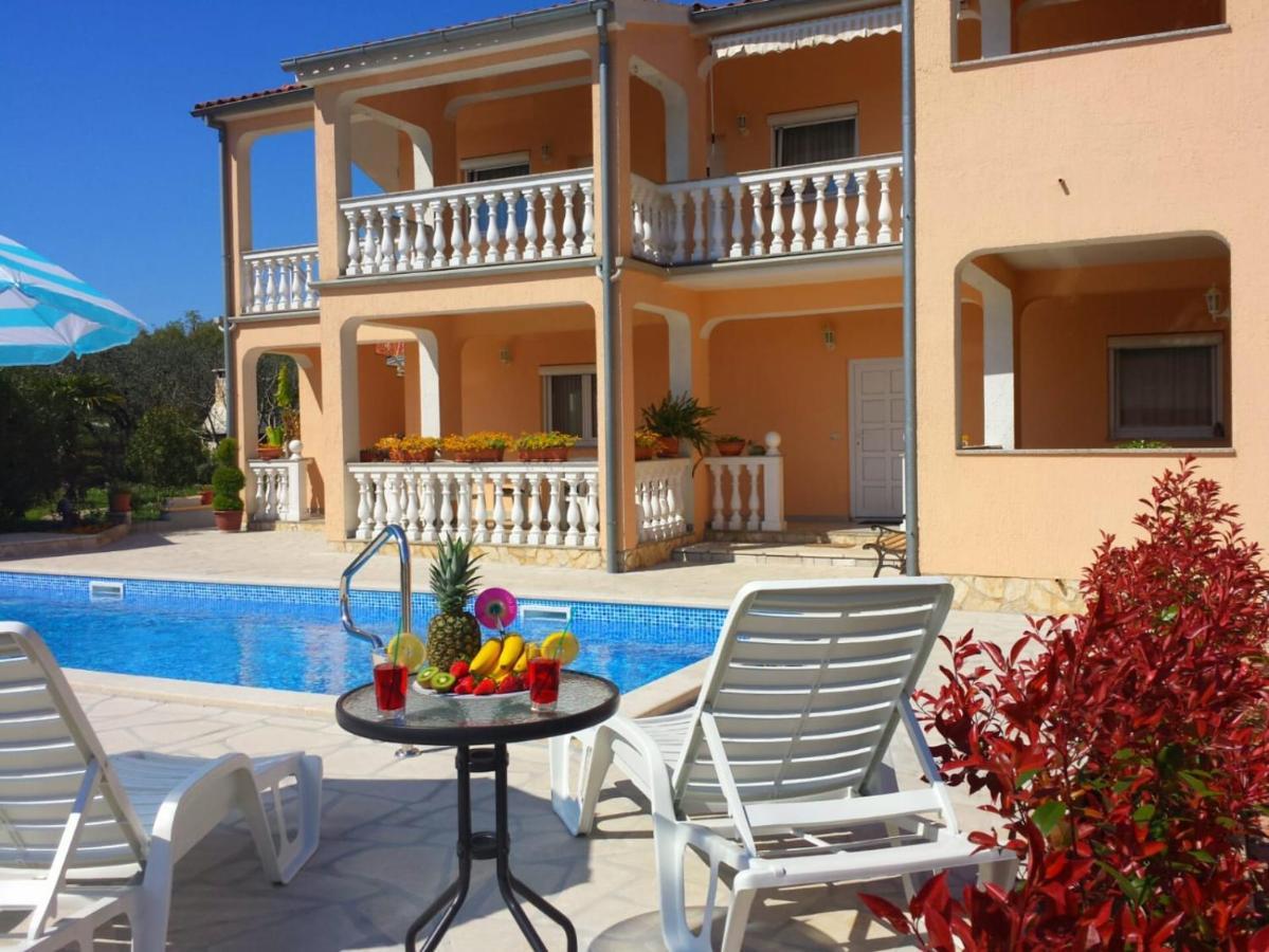 Appartamento Haus Delphin Porec Esterno foto