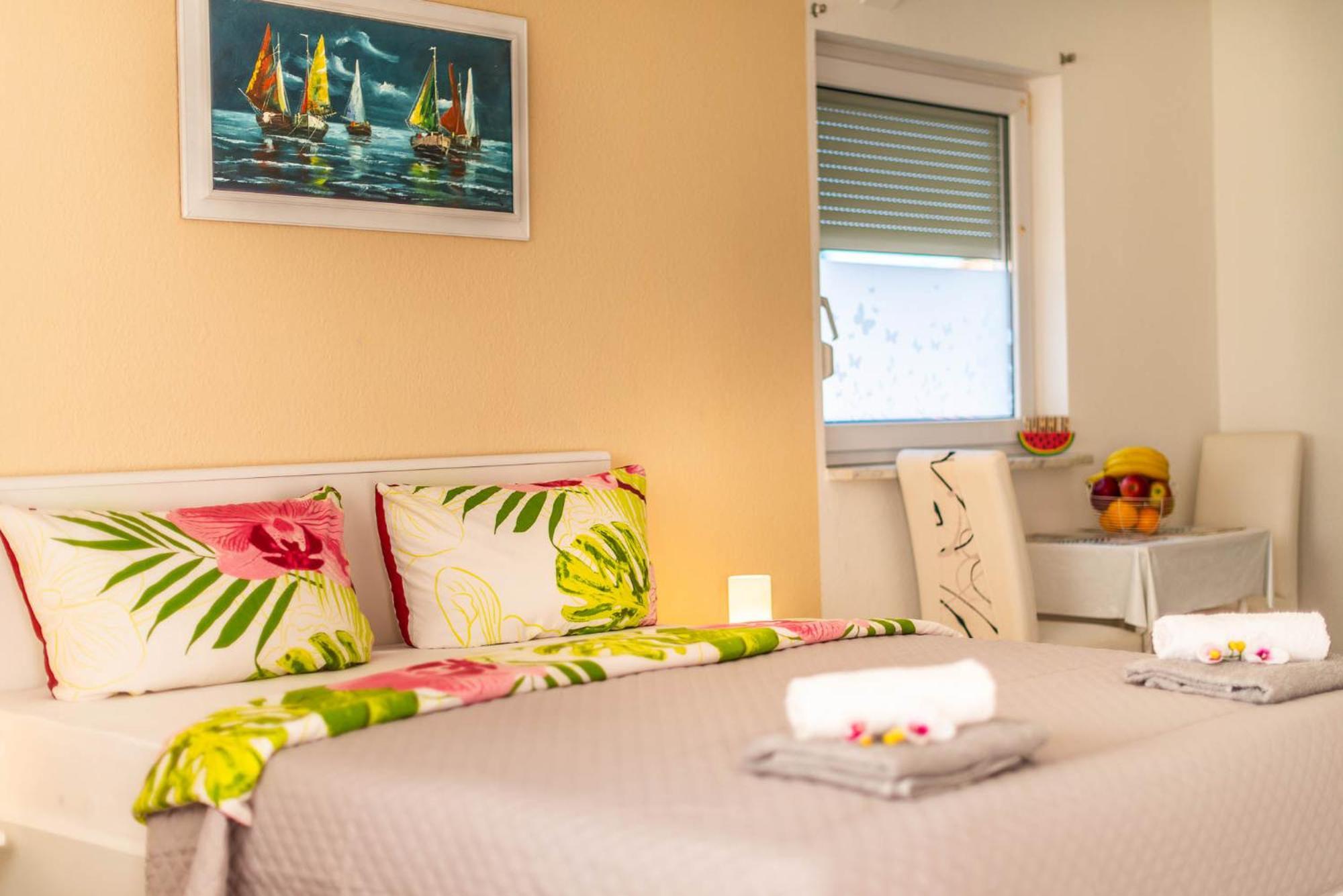 Appartamento Haus Delphin Porec Esterno foto